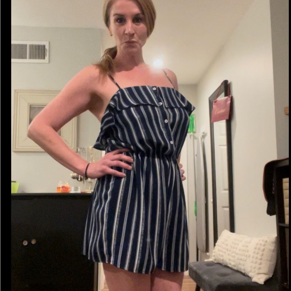 Romper - Picture 3 of 10